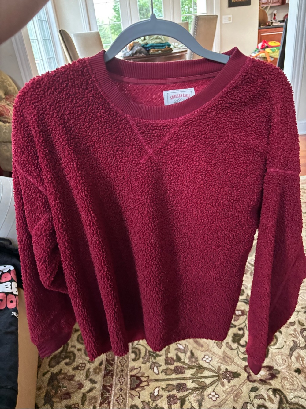 American Eagle Outfitters Plush Sherpa Crewneck Sweater - Deep Burgundy